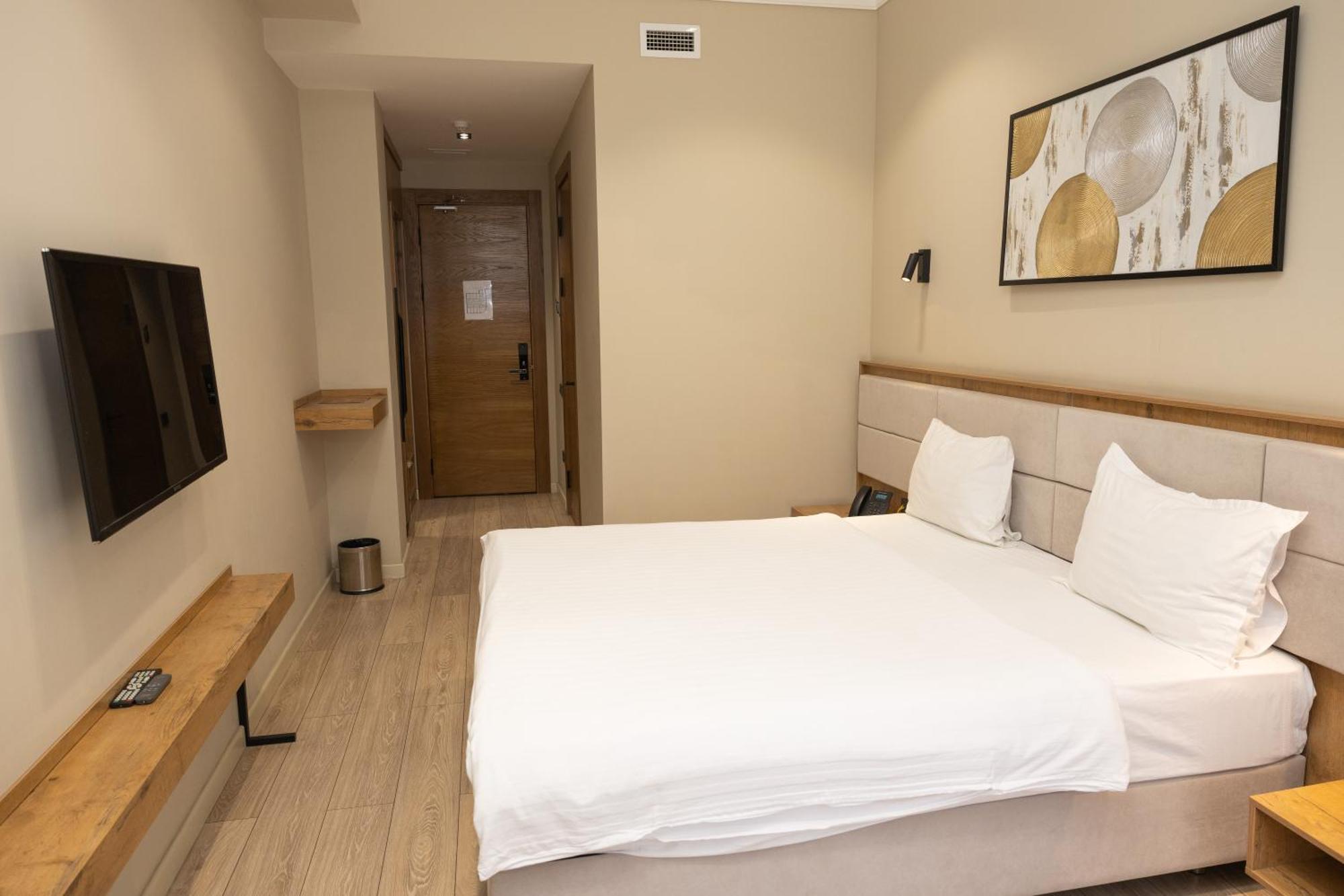Hotel Marwa Tashkent Pool&Spa Buitenkant foto