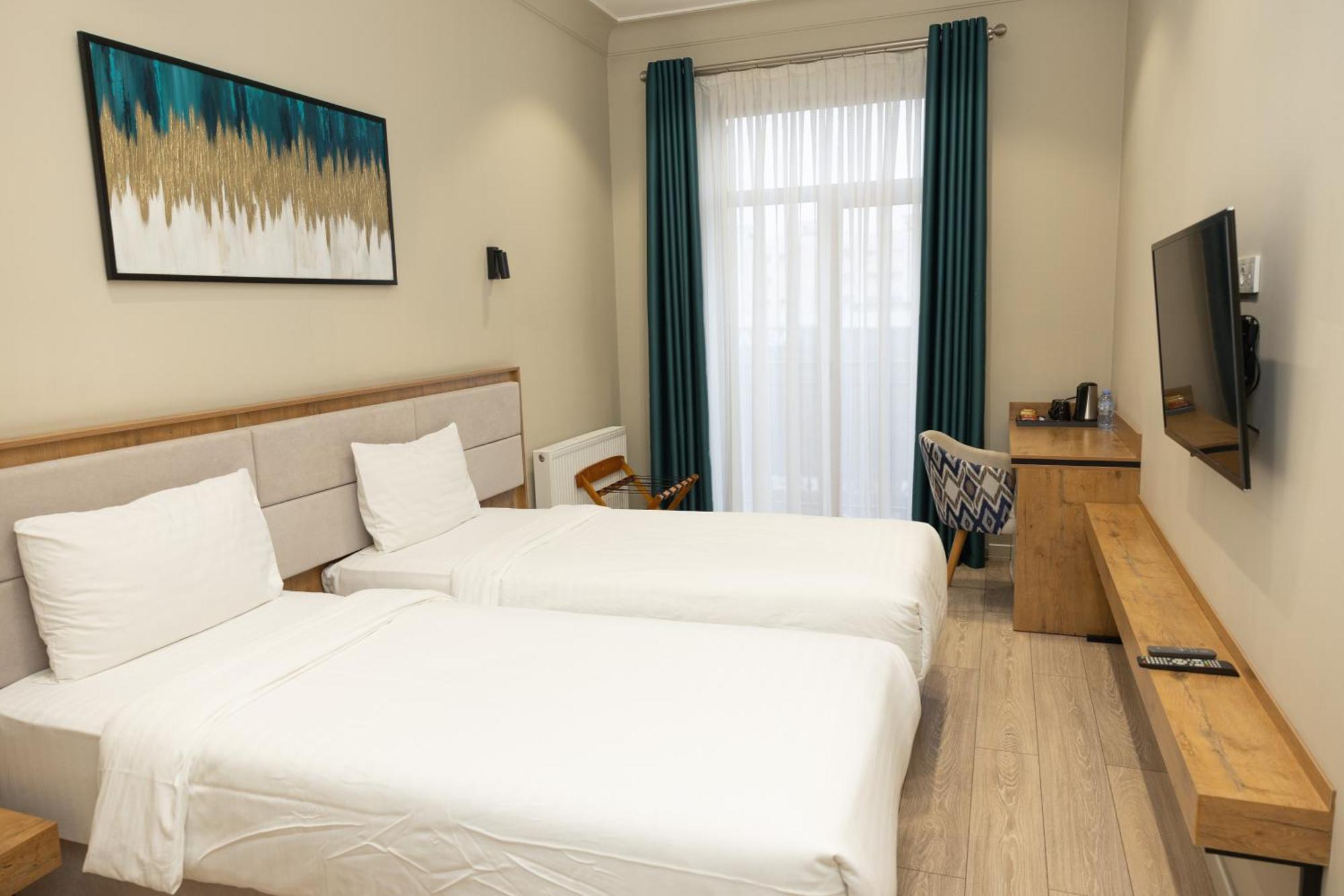 Hotel Marwa Tashkent Pool&Spa Buitenkant foto