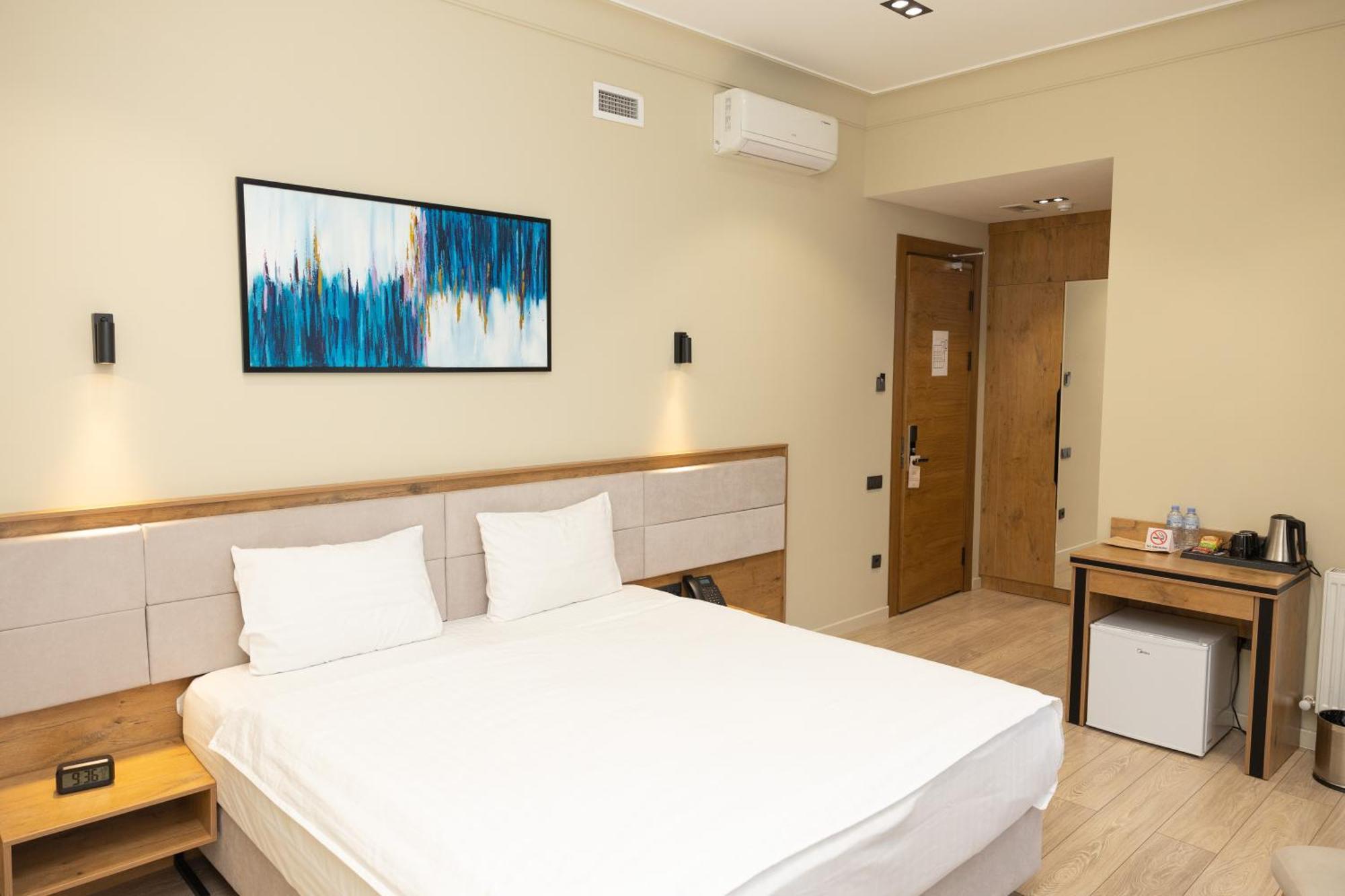 Hotel Marwa Tashkent Pool&Spa Buitenkant foto